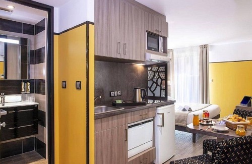 Saint-Raphael Hotel | Unique Hotel & Residence
