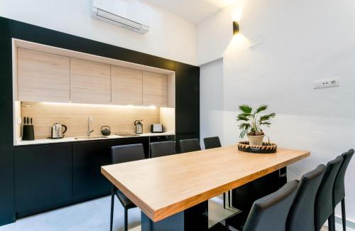 Feria Casa | Unique House - Private SPA&Pool -StayInSeville