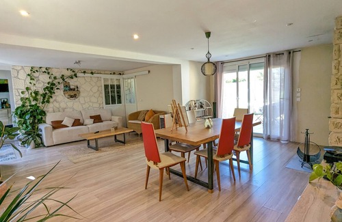 Foix Casa | Unique in Foix : Characterful, Elegant, and Authentic House
