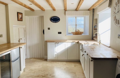 St. Mawes Casa | Unique Jacobean Farmhouse, pet friendly in St Mawesn