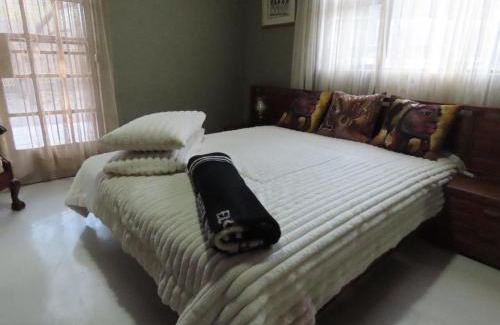 Marloth Park Casa | Unique Kruger hide