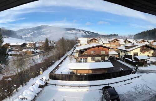 Kirchberg in Tirol Apartamento | Vida única con invernadero y dormir en la galería