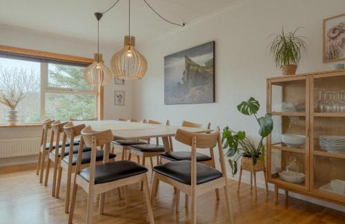 Hoyvik Villa | Unique Location - Bodanes - Hoydalar - 6 BR Villa