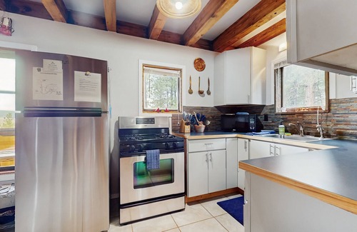 Angel Fire Casa | Unique lodge w/ mountain & valley views, wood-burning fireplace, and decks
