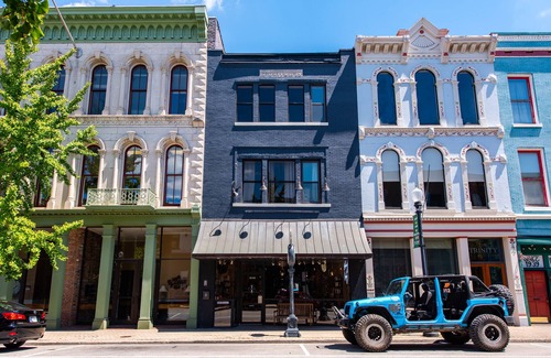 New Albany Casa | Executive Loft en Pearl en Historic New Albany