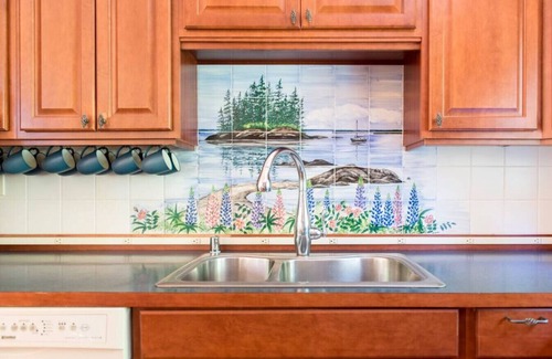 Mount Desert Casa | Nueva casa inspirada en la naturaleza única ubicada en el bosque junto al gran lago de Acadia