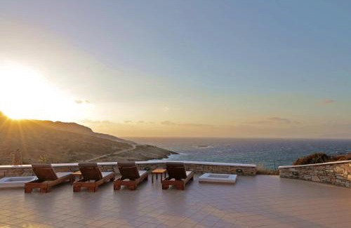 Ios Villa | Unique Off Grid Seafront Villa
