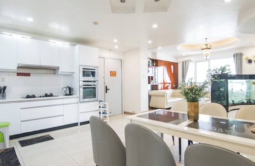 District 5 Apartamento | UNIQUE Penthouse /private POOL/SAUNA FREE, luxurious 4BR@5BED/D1/BUIVIEN/