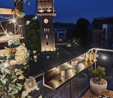Lewisham Apartamento | Unique Penthouse with Home Cinema, Panoramic Views & Eco-Chic Design