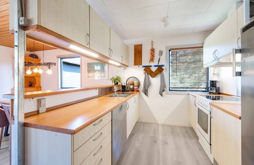 Hoensinge Casa | Unique place with tennis court for the active