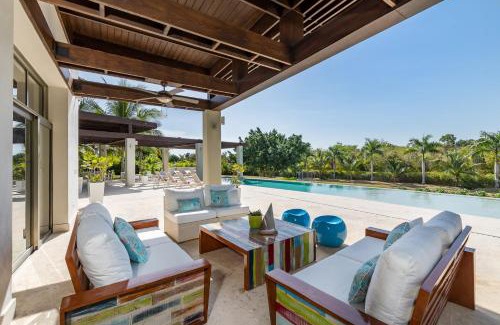 Casa de Campo Villa | Unique Private Villa with Pools and Golf Cart