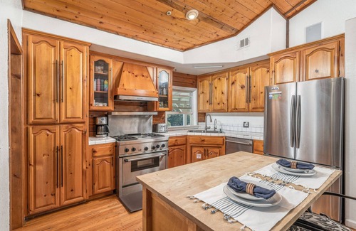 Temecula Cabina | Unique ranch home with pool and hot tub on beautiful 5 acres!