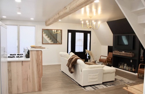 Lakewood Club Casa | Unique Remodeled A-Frame Getaway