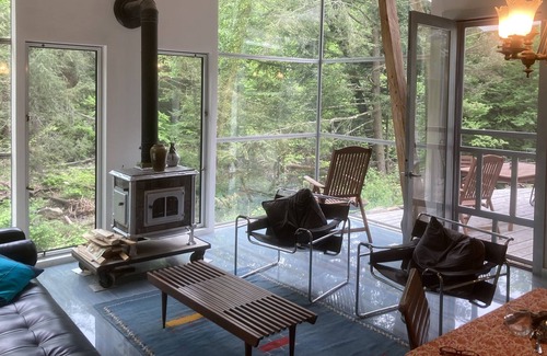 Allaben Casa | Unique river front retreat