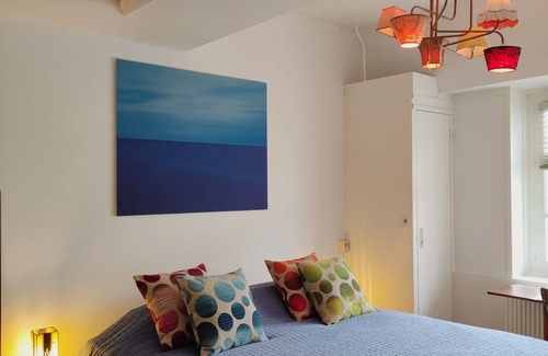 Amsterdam North Cama Y Desayuno | Unique room in former Bathhouse. Free parking