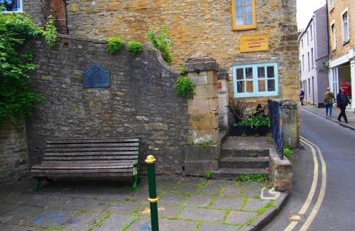 Frome Apartamento | Unique space in heart of Frome