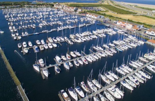 Ouddorp Alquiler De Eote | Unique Stay on a Moored Sailing Yacht