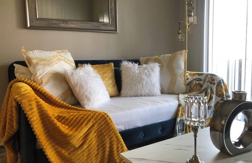 Simi Valley Apartamento | Unique Stylish Getaway in Simi Valley/LosAngeles
