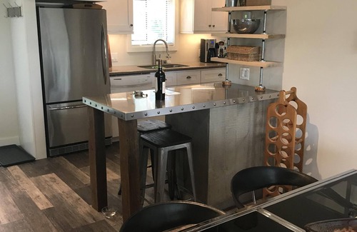 Thornbury Casa | Tranquilo, acogedor en la ciudad, a pie de todo