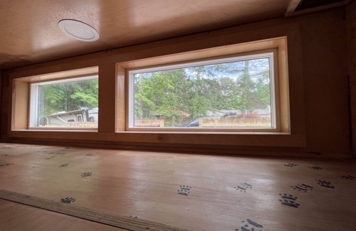 North Raleigh Casa | Unique Tiny Home Escape! Fully Equipped & Relaxing, Privacy-Fenced Outdoor Space