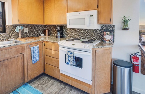 North Bend Casa | Unique Tower house with breathtaking views, private hot tub & cold plunge