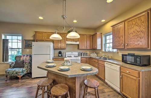 Adamstown Casa | Unique Townhouse in Bavarian-Style Neighborhood!