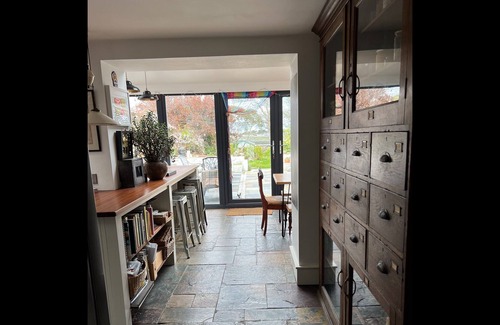 Downpatrick Casa | Unique Townhouse with Large Garden down to the Sea