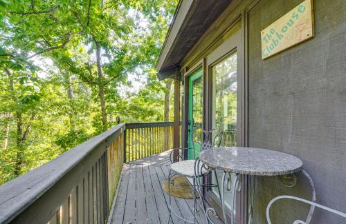 Village of Four Seasons Casa | Unique Treehouse Hideaway Near Lake of the Ozarks