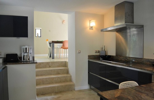 Saint-Paul-en-Foret Casa | Villa única con piscina privada