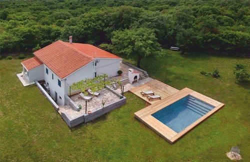 Garica Villa | Villa Majavec with Large Garden and Pool