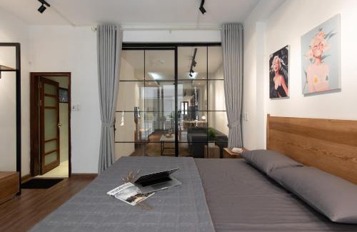 Trang Tien Apartamento | Unique Villa next to Hoan Kiem Lake with Terrace