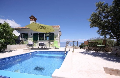 Brsec Villa | Villa única en el acantilado con vistas a la piscina y espectaculares