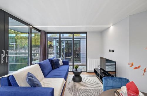 Canary Wharf Alquiler De Eote | Unique Water Lodge in London - Sleeps 6