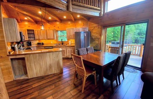 Bretton Woods Cabina | Una casa verdaderamente única en medio de un paraíso ecológico: Owls Roost en Moose Lodge and Cabins