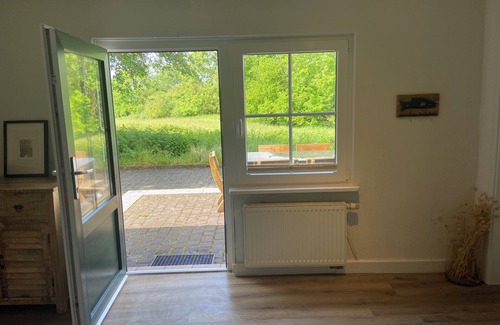 Damp Casa | Uniquely charming thatched cottage with 900 square meters of land and a view of the Baltic Sea Pure nature