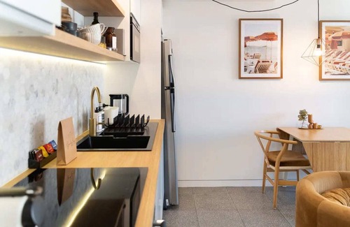 Bilgola Beach Apartamento | Habitación con una decoración única en la ladera con vistas a la playa Bilgola