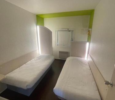 Colmar Hotel | Unisotel Colmar Parc Des Exposition EX F1