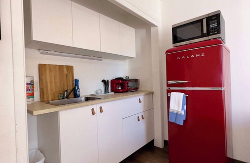 Westside Costa Mesa Casa | Unit #1- The Get Away Costa Mesa