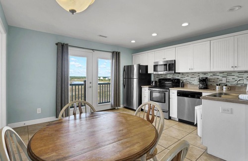 Surf City Condominio | Unit 111S at Tiffany's Motel