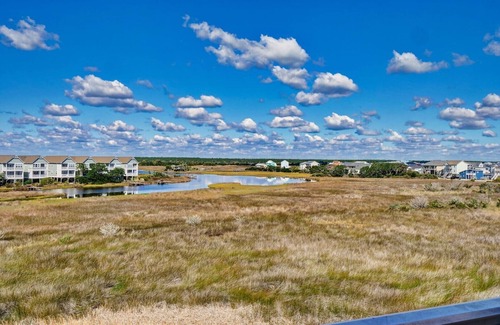 Surf City Condominio | Unit 111S at Tiffany's Motel