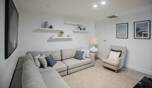 Casuarina Apartamento | Unit 118 Luxury Beachfront Penthouse - Cotton Beach