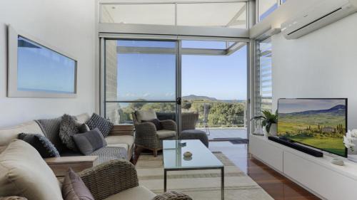Hawks Nest Casa | Unit 12 Beaches