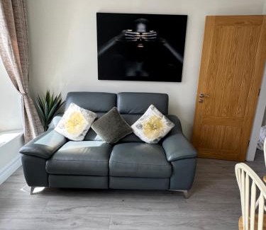 Cobh Apartamento | Unit 2 Island View Apartments With Stunning Harbour View