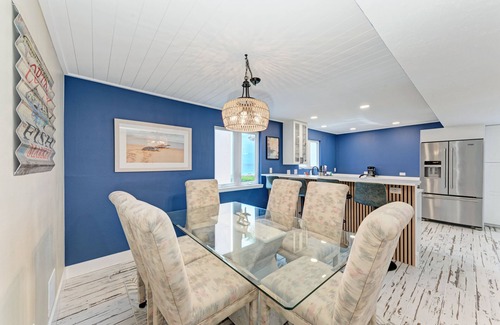 Longboat Key Condominio | Unit #202 Sand Cay Beach Resort Gulf Front