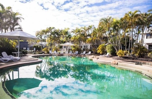 Noosaville Villa | Unit 21 - 2 Bedroom Villa in Tropical Resort in Noosaville