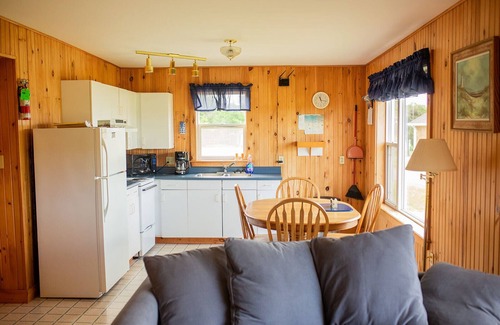 Saint Peters Bay Cabaña | Greenwich View Cottage 3