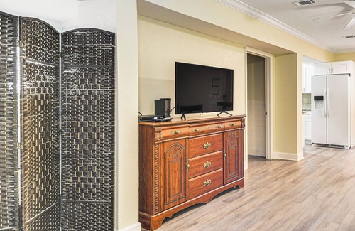 Pass-a-Grille Historic District Apartamento | Unit 3 Blocks Gulf to Beaches Historical Museum!
