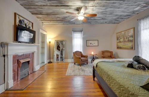Clarksville Casa | Unit #4 117 Marion St