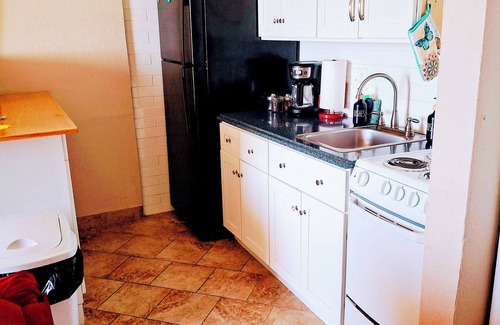 Bridgeport Heights Condominio | Unit 502 - Beachfront 1 King Bedroom 1 Bath - Sleeps 6