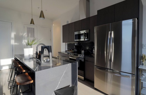 Shaw Cama Y Desayuno | Unit 9: Luxe 2BR Penthouse | Sleeps 6